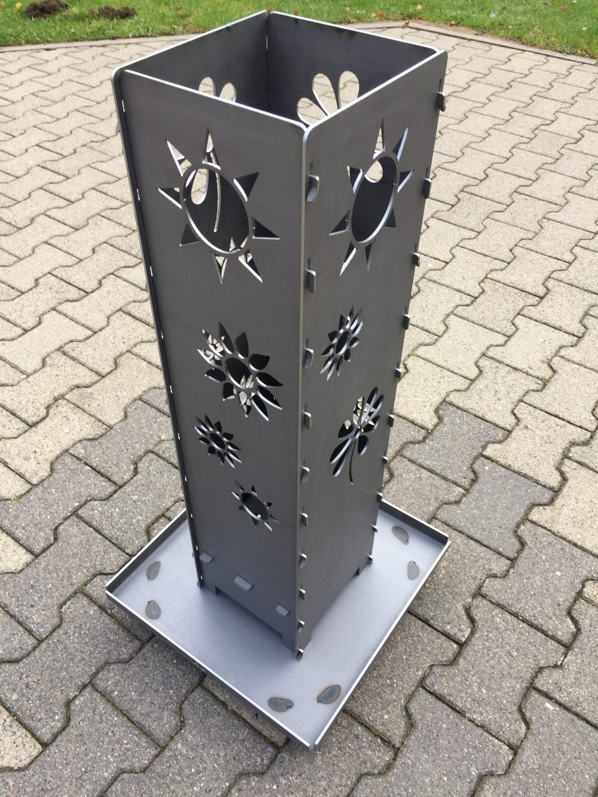 Feuersäule (viereckig) – Bild 3